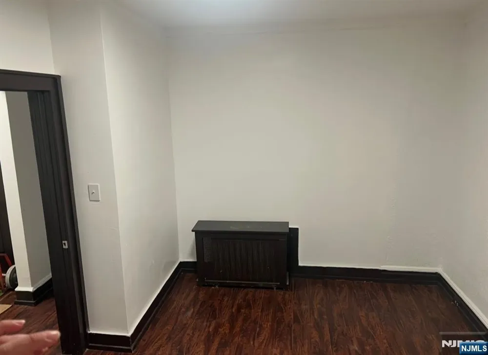 192-194 Vermont Avenue Newark, NJ 07106