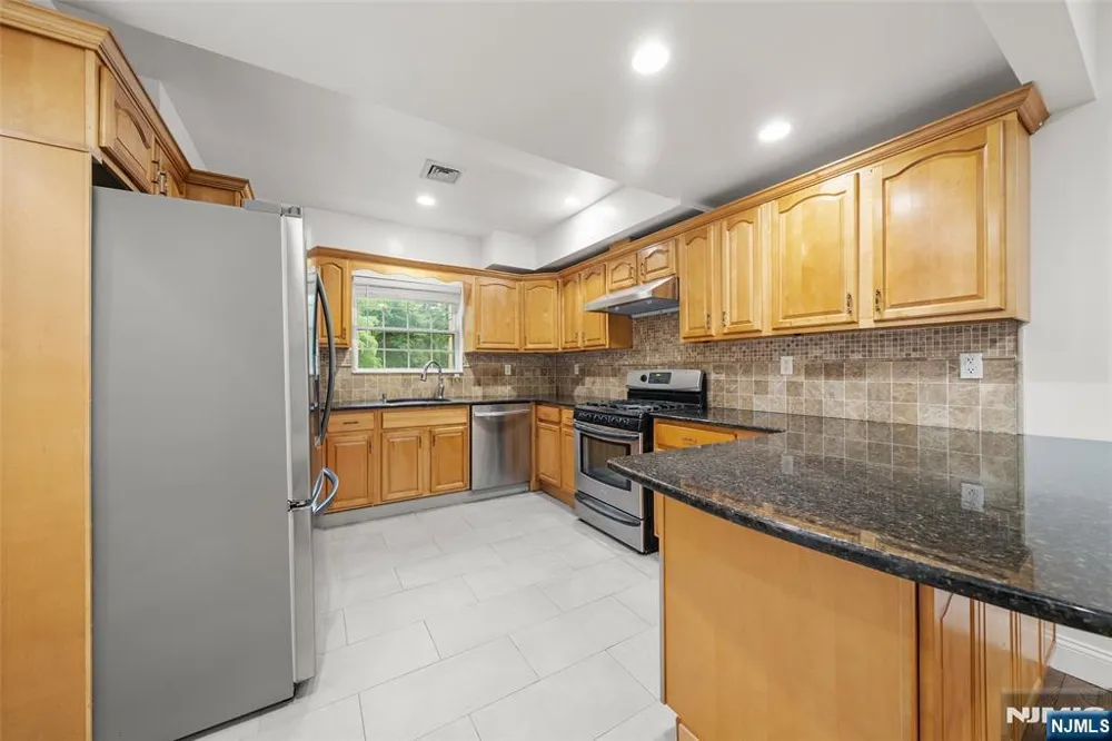 385 Livingston Street Norwood, NJ 07648