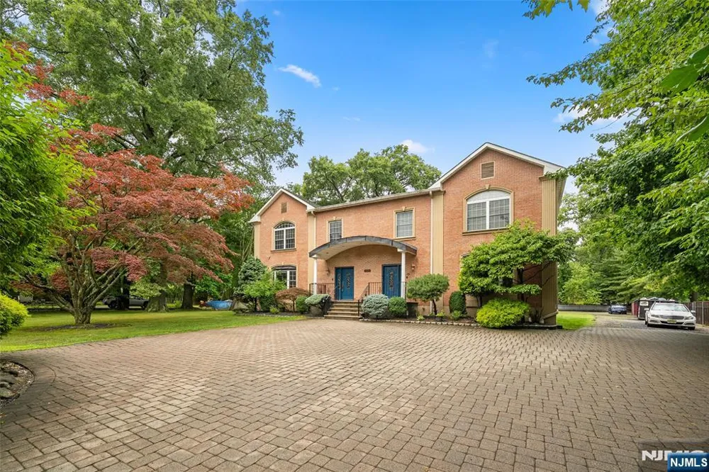 385 Livingston Street Norwood, NJ 07648