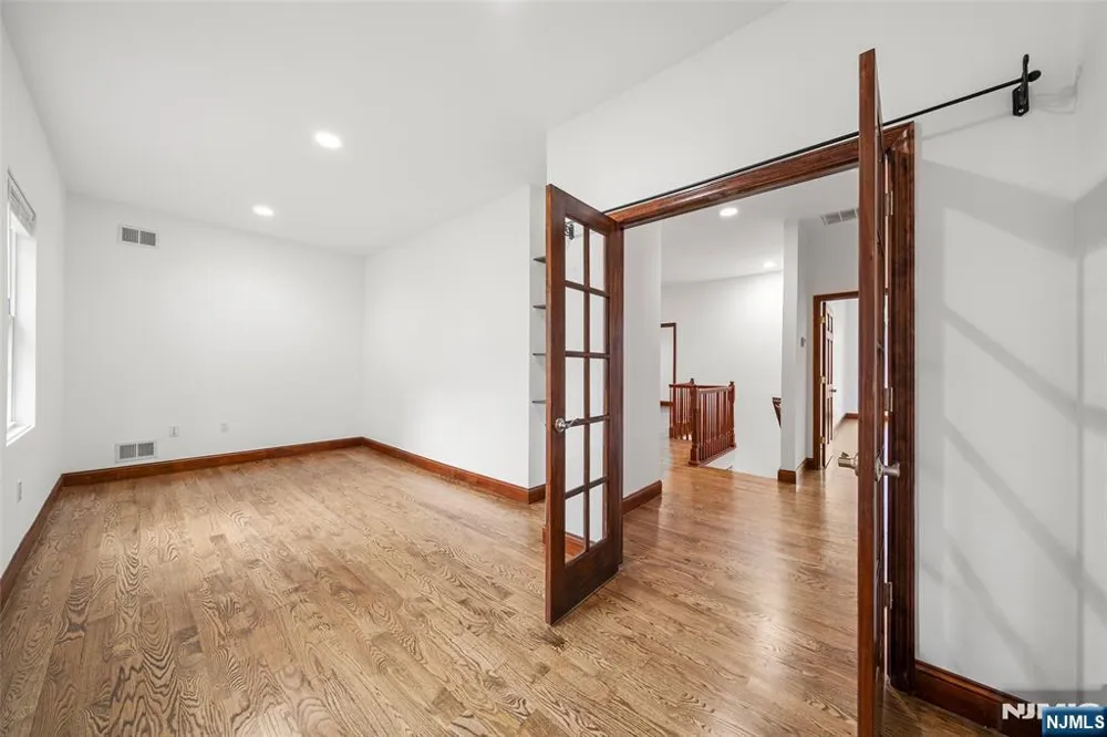 385 Livingston Street Norwood, NJ 07648