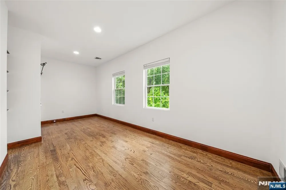 385 Livingston Street Norwood, NJ 07648