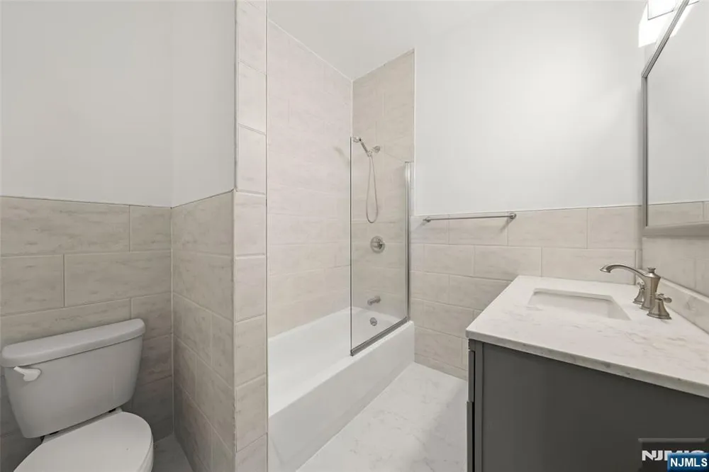 385 Livingston Street Norwood, NJ 07648