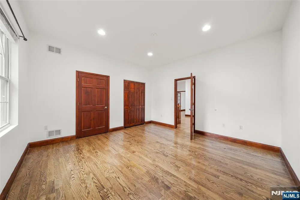 385 Livingston Street Norwood, NJ 07648