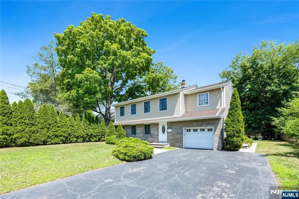 361 Walthery Avenue Ridgewood, NJ 07450