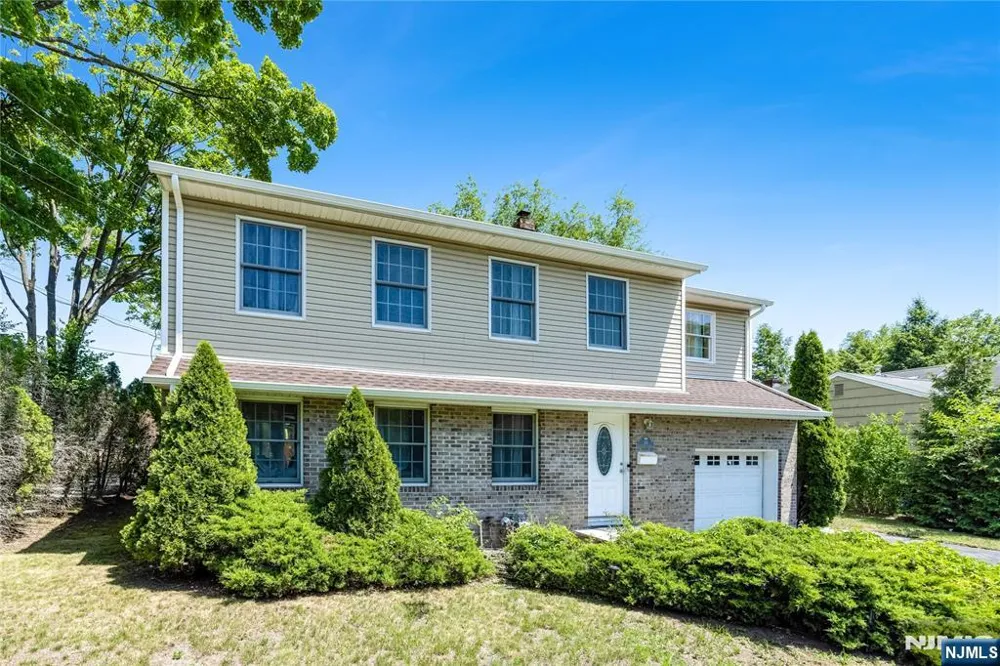 361 Walthery Avenue Ridgewood, NJ 07450