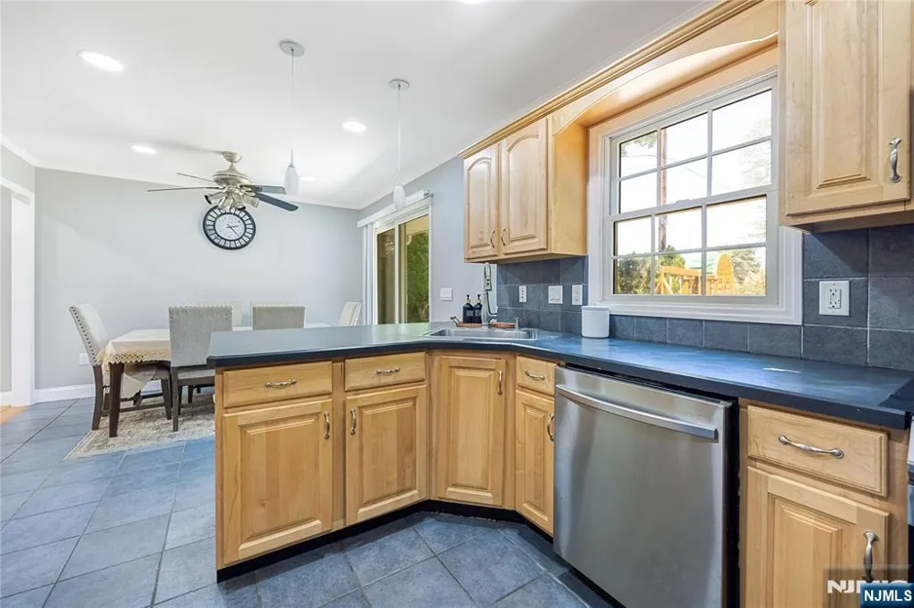 361 Walthery Avenue Ridgewood, NJ 07450