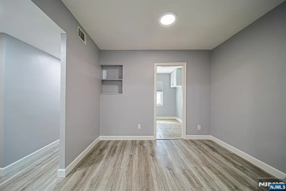 188 Hillside Avenue G2 Leonia, NJ 07605