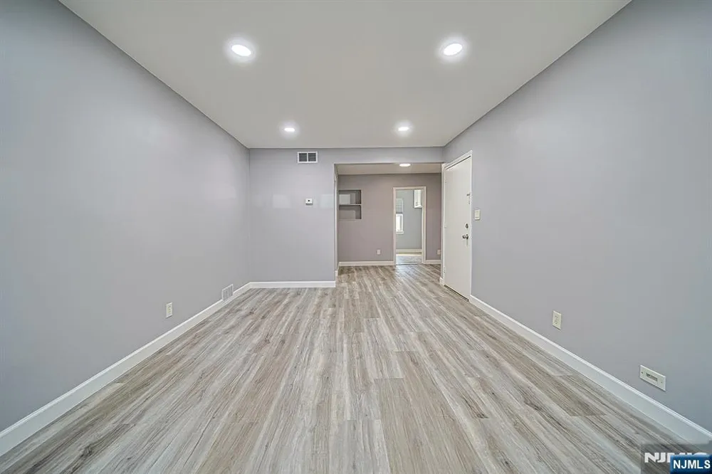 188 Hillside Avenue G2 Leonia, NJ 07605