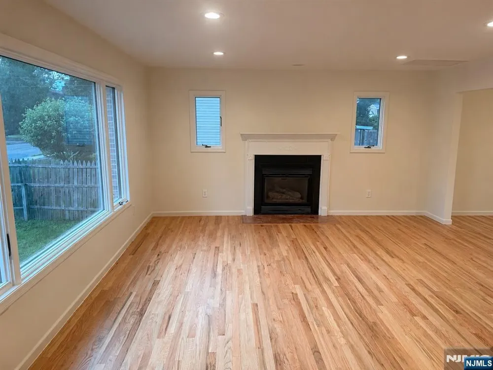 12 Cortland Place A Tenafly, NJ 07670