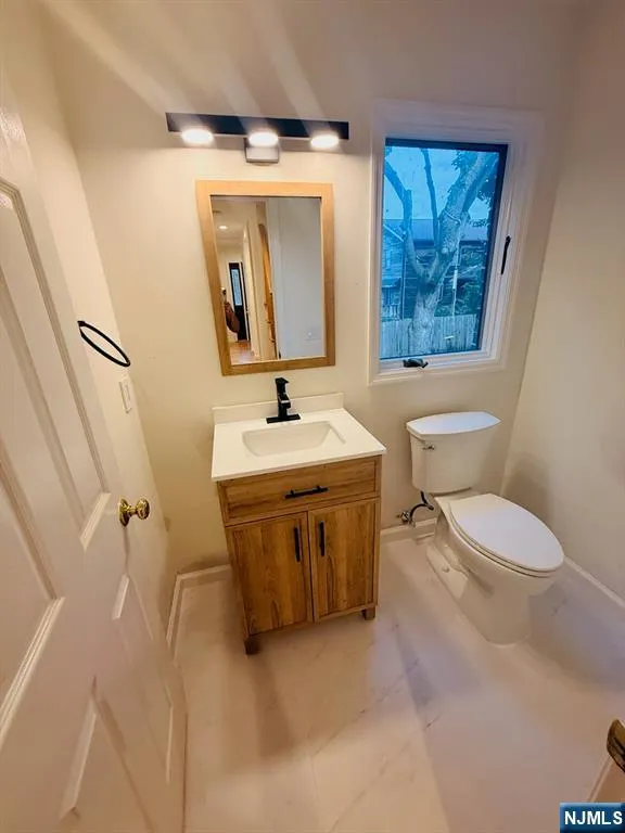 12 Cortland Place A Tenafly, NJ 07670