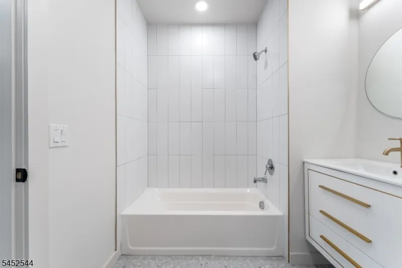 55 Washington St #5F Unit 5F East Orange City, NJ 07017