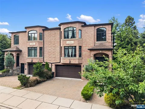 40 Oakdene Avenue B