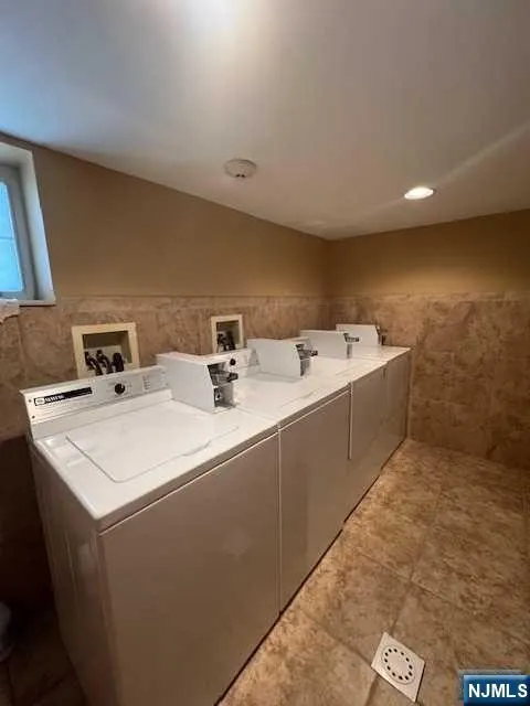 22 Pershing Place 2 Left North Arlington, NJ 07031