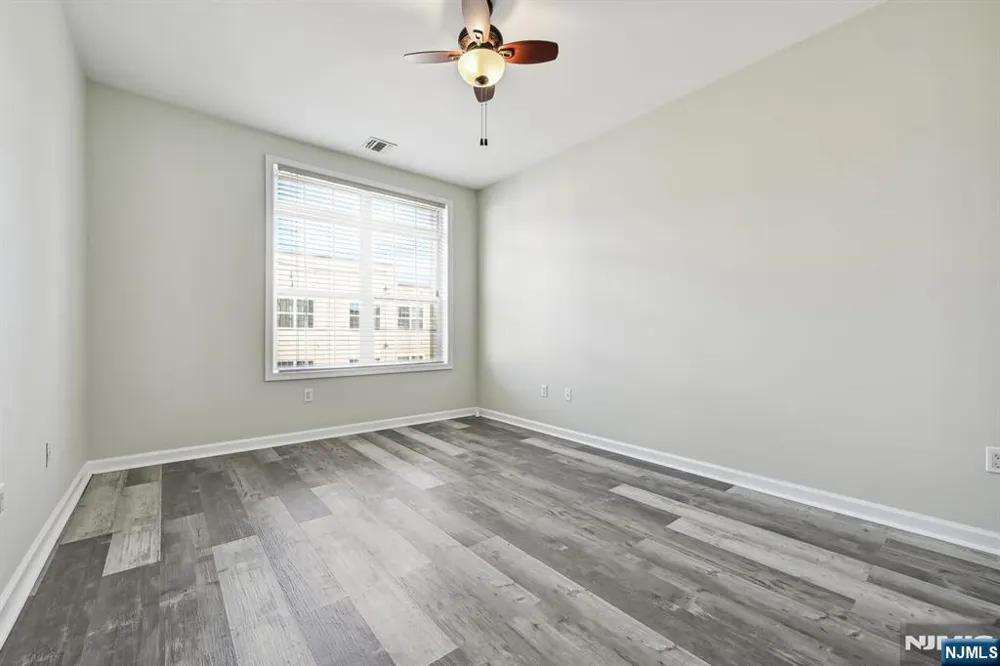 5808 Washington Street 507 West New York, NJ 07093