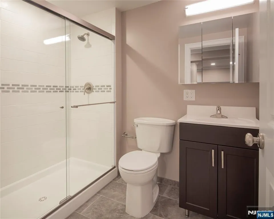 14 Bliss Avenue M Tenafly, NJ 07670