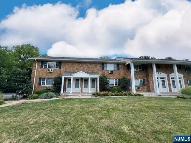 115 N Franklin Turnpike 2 Ramsey, NJ 07446