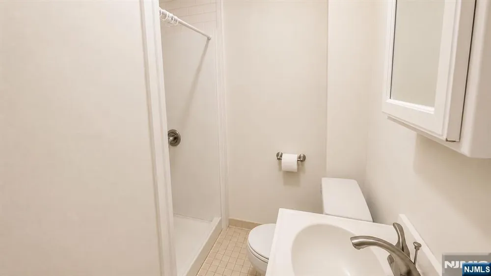 70 Prospect Avenue New Milford, NJ 07646