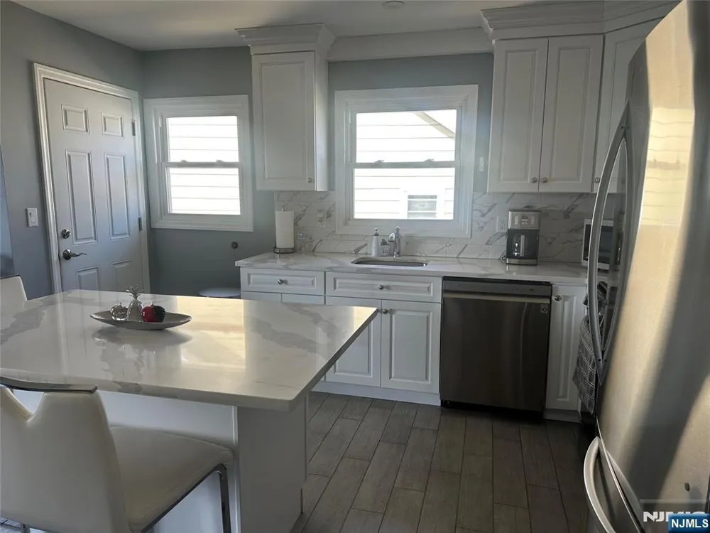 9006 Palisade Plaza 2ND + GROUND North Bergen, NJ 07047