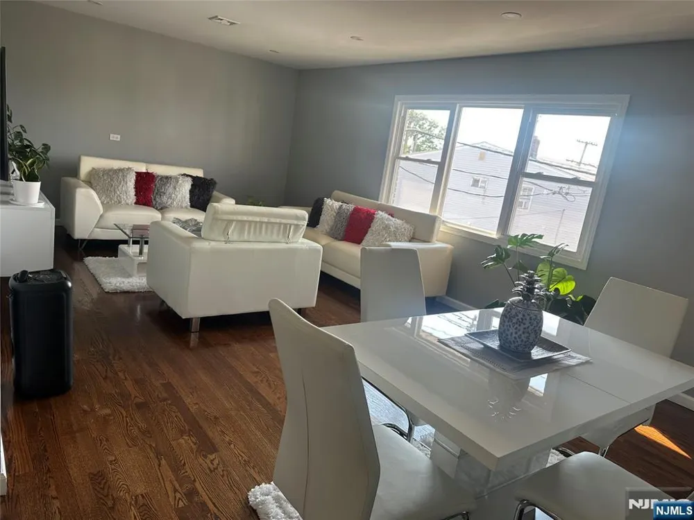 9006 Palisade Plaza 2ND + GROUND North Bergen, NJ 07047