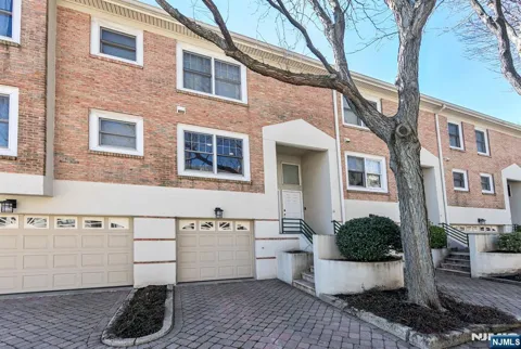 16 Grand Cove Way C16