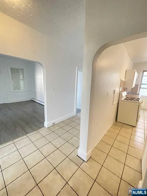 353-355 20th Avenue 3 Paterson, NJ 07513