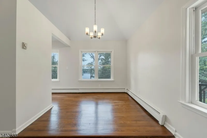 358 Lakeview Ave Ringwood, NJ 07456