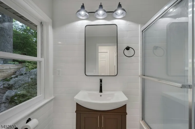 358 Lakeview Ave Ringwood, NJ 07456