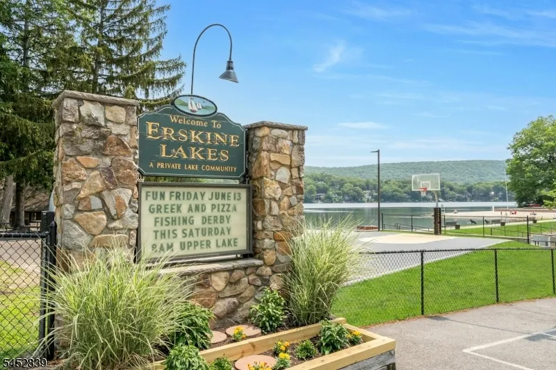358 Lakeview Ave Ringwood, NJ 07456