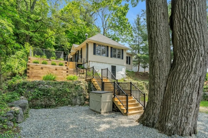 358 Lakeview Ave Ringwood, NJ 07456