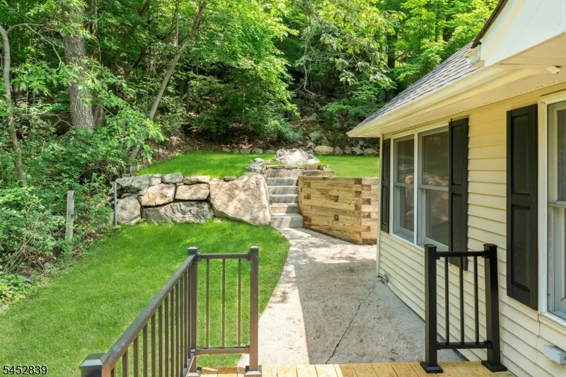 358 Lakeview Ave Ringwood, NJ 07456