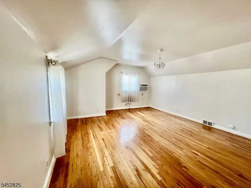 36 Northern Dr Fair Lawn, NJ 07410