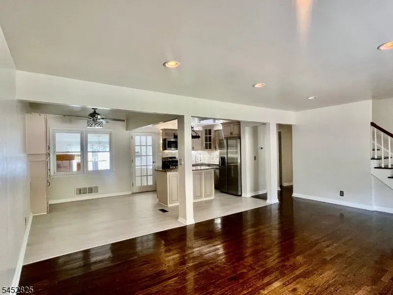 36 Northern Dr Fair Lawn, NJ 07410