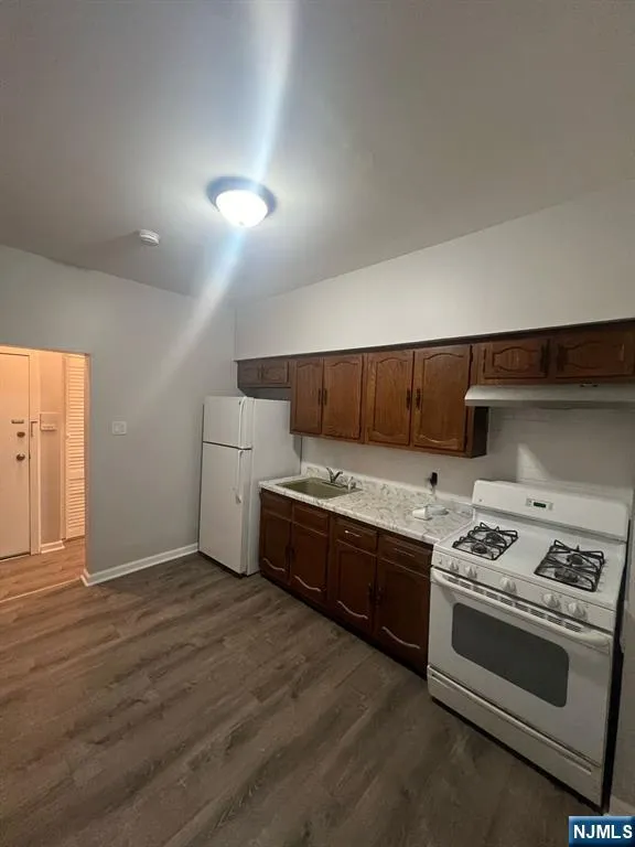 133 Anderson Avenue 2f Fairview, NJ 07022