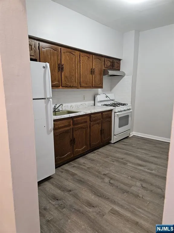 133 Anderson Avenue 2f Fairview, NJ 07022