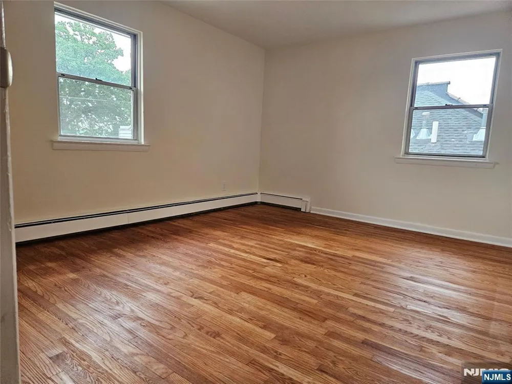 340 Undercliff Avenue 6-A Edgewater, NJ 07020
