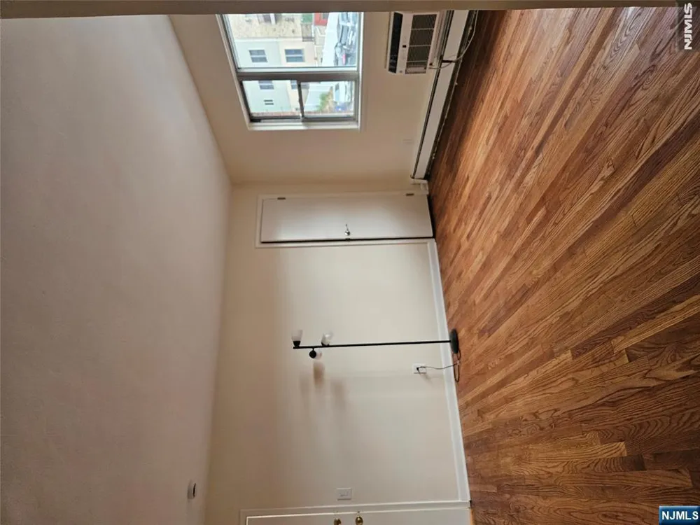 340 Undercliff Avenue 6-A Edgewater, NJ 07020