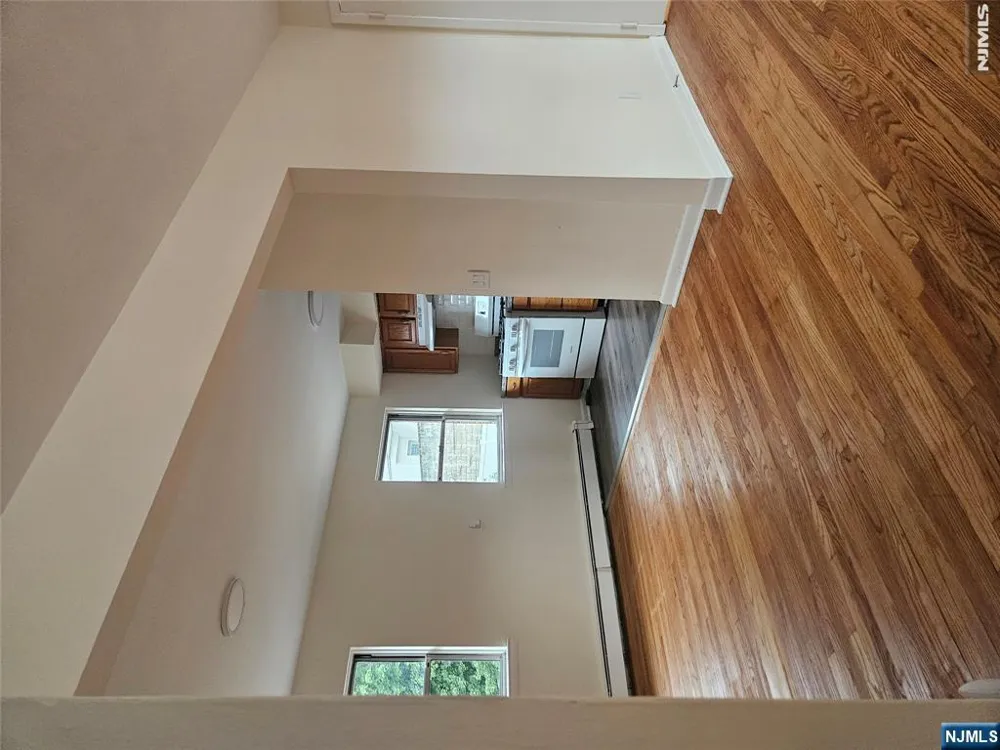 340 Undercliff Avenue 6-A Edgewater, NJ 07020