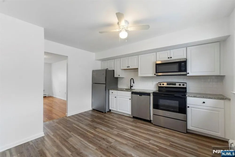 443 5th Street 2 Palisades Park, NJ 07650