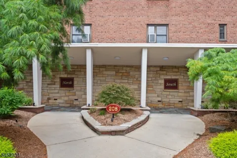208 Anderson St #Nf3 Unit Nf3