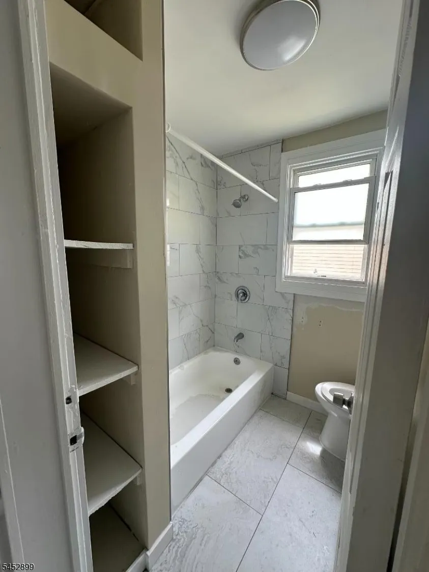 195 Brookdale Ave Newark City, NJ 07106
