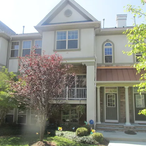 770 Green Ln #770 Unit 770