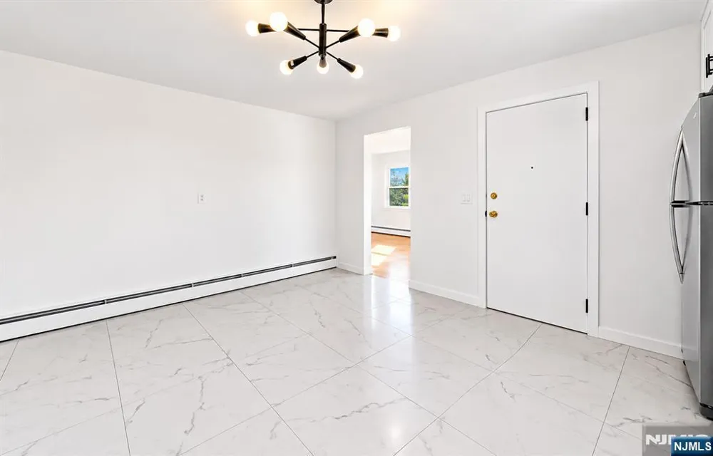 114 King Street 3 Nutley, NJ 07110
