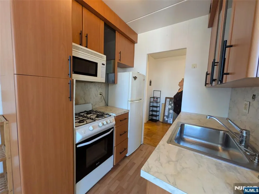 515 Anderson 6K Cliffside Park, NJ 07010