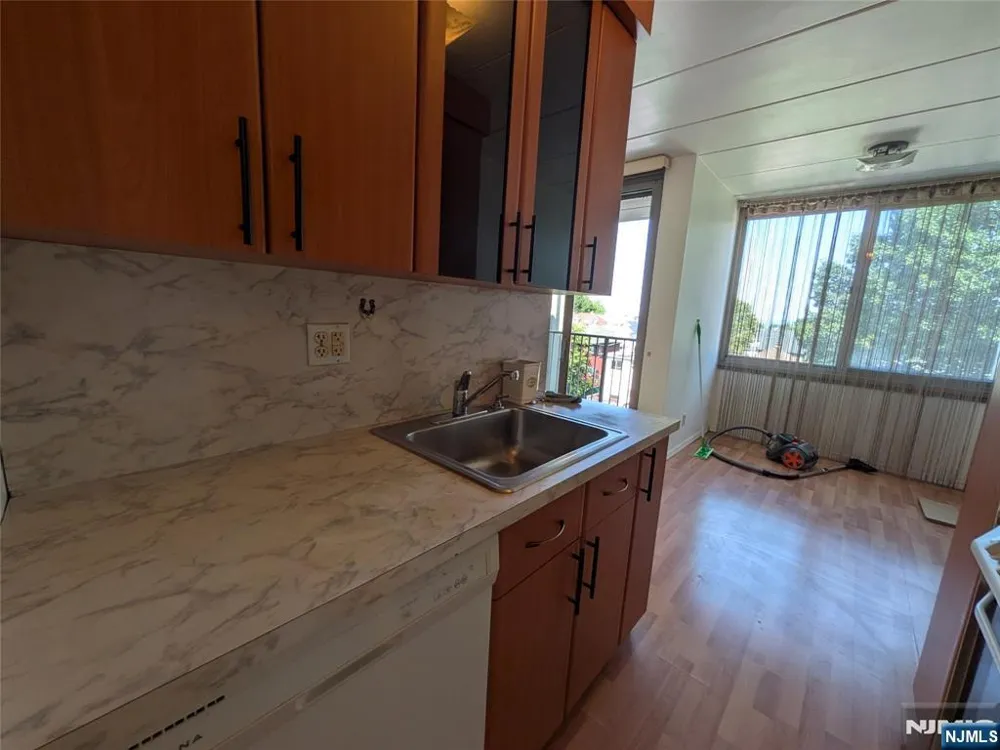 515 Anderson 6K Cliffside Park, NJ 07010