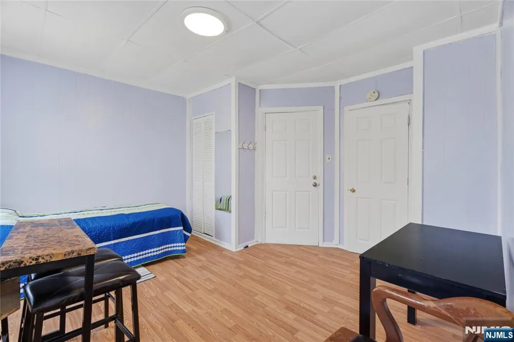 6605 Durham Avenue 2 North Bergen, NJ 07047
