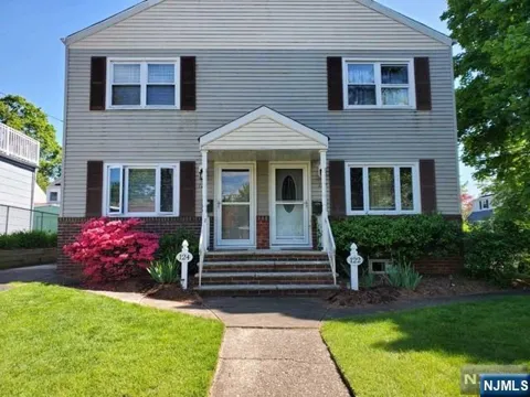 124 Pleasant Avenue 124