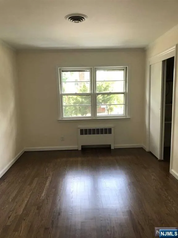 85 Phelps Avenue Cresskill, NJ 07626