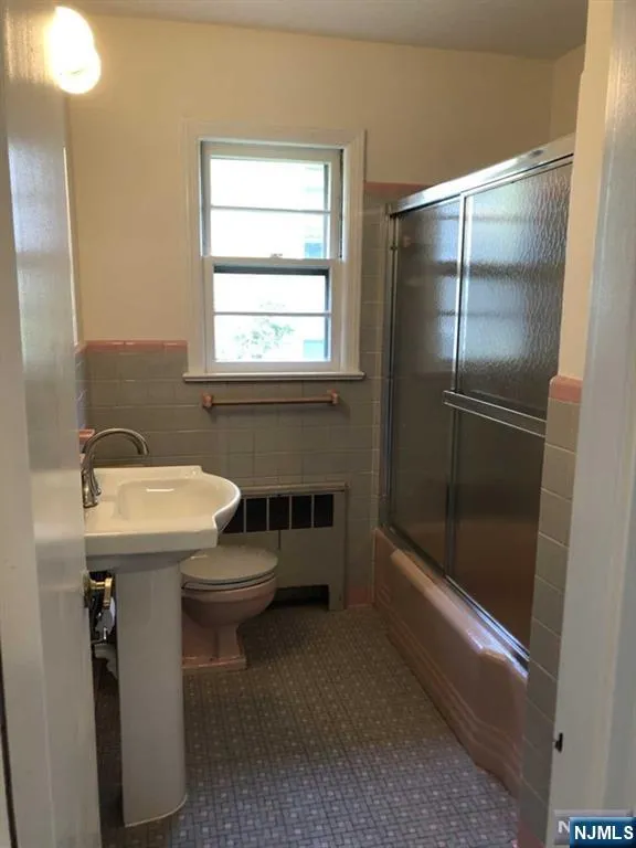85 Phelps Avenue Cresskill, NJ 07626