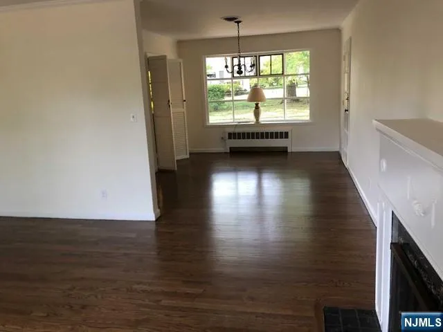 85 Phelps Avenue Cresskill, NJ 07626