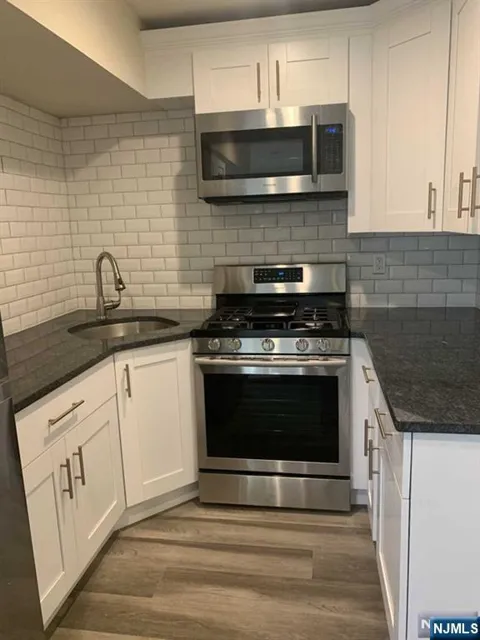 295 Park Avenue Unit 1